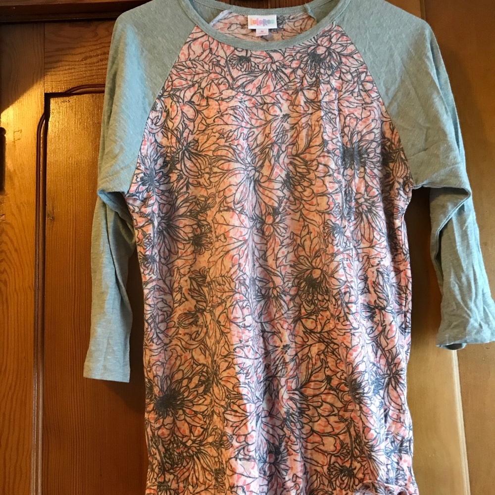 Lularoe randy style peach and grey top.